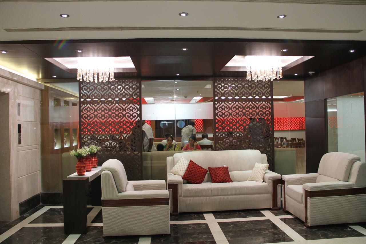 Hotel Southern Grand Vijayawāda Esterno foto