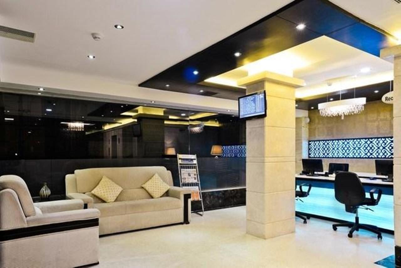 Hotel Southern Grand Vijayawāda Esterno foto